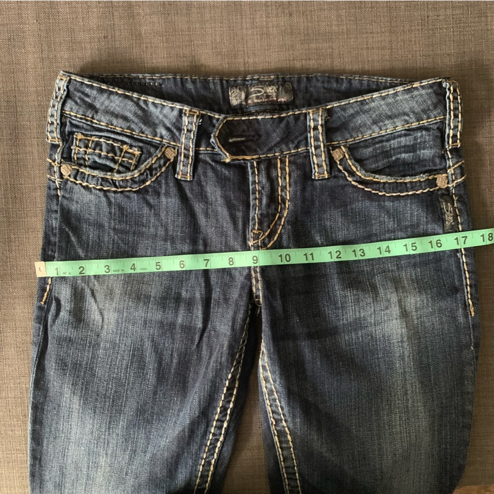 Silver Jeans Tuesday 16 1/2 Dark Wash Denim - Picture 9 of 10